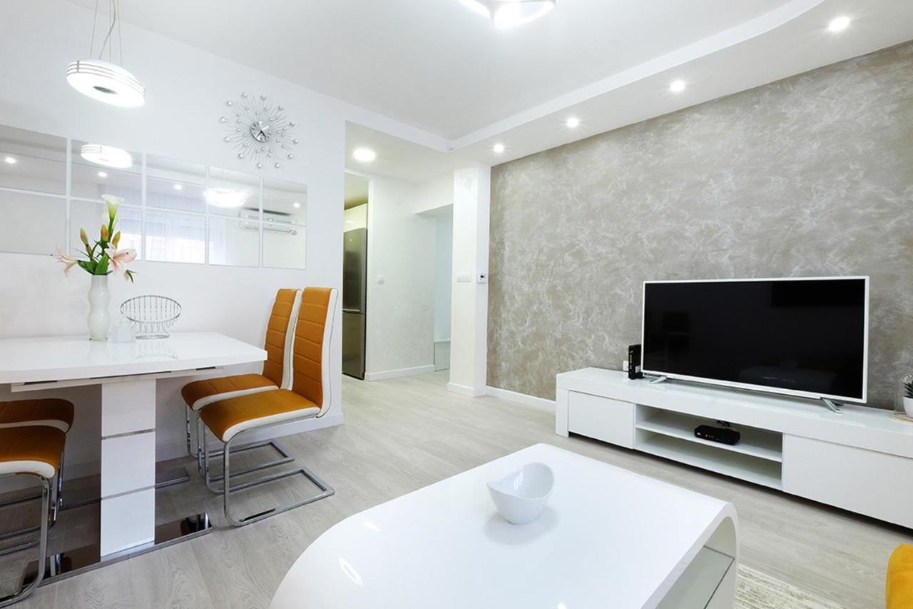 Apartment Paradise Sunshine Belgrad Exterior foto